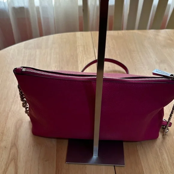 Michael Kors Pink Leather Shoulder Bag - Picture 3 of 10